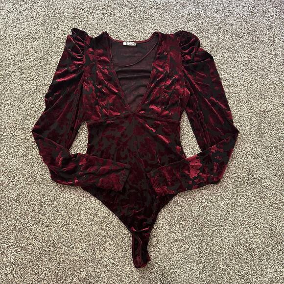 Free People Intimately black & red velvet mesh long sleeve bodysuit size XS - Picture 4 of 11